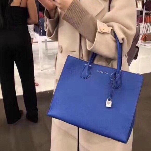 NWOT Michael Kors Mercer Royal Blue Tote - Picture 3 of 7